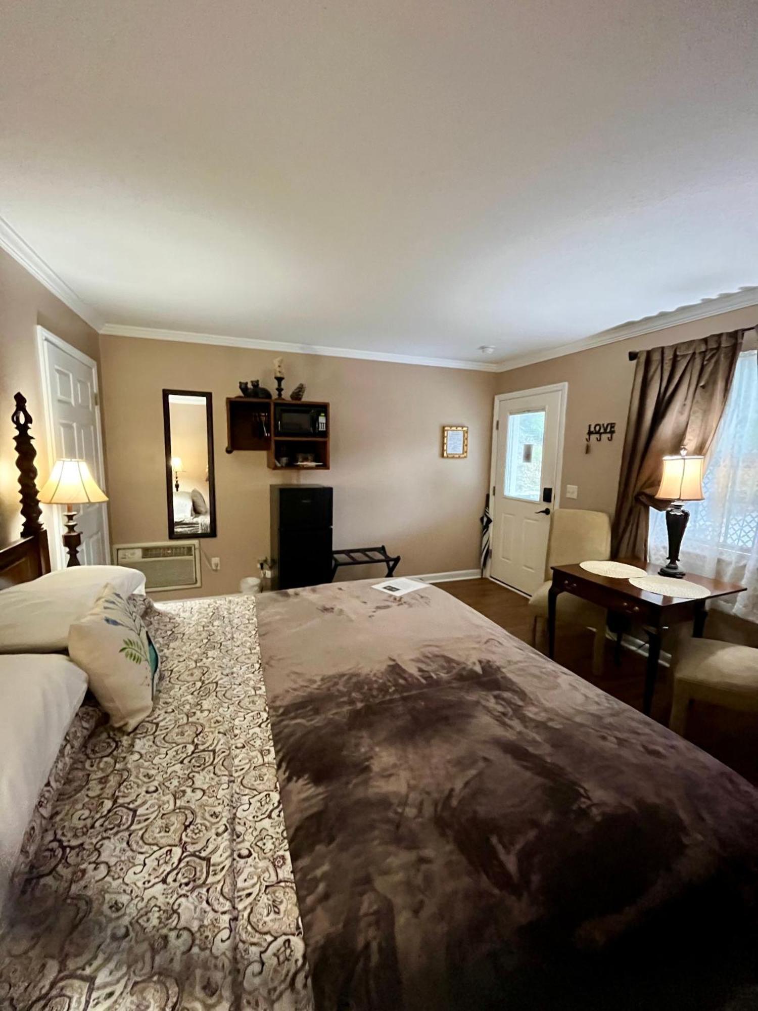 Grafton Bed & Breakfast Lake Lure